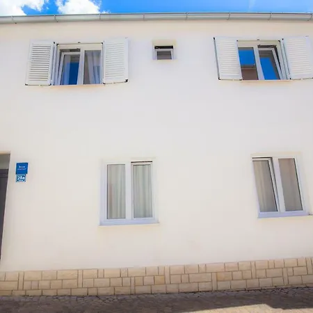 Apartment Apartman Marko *
